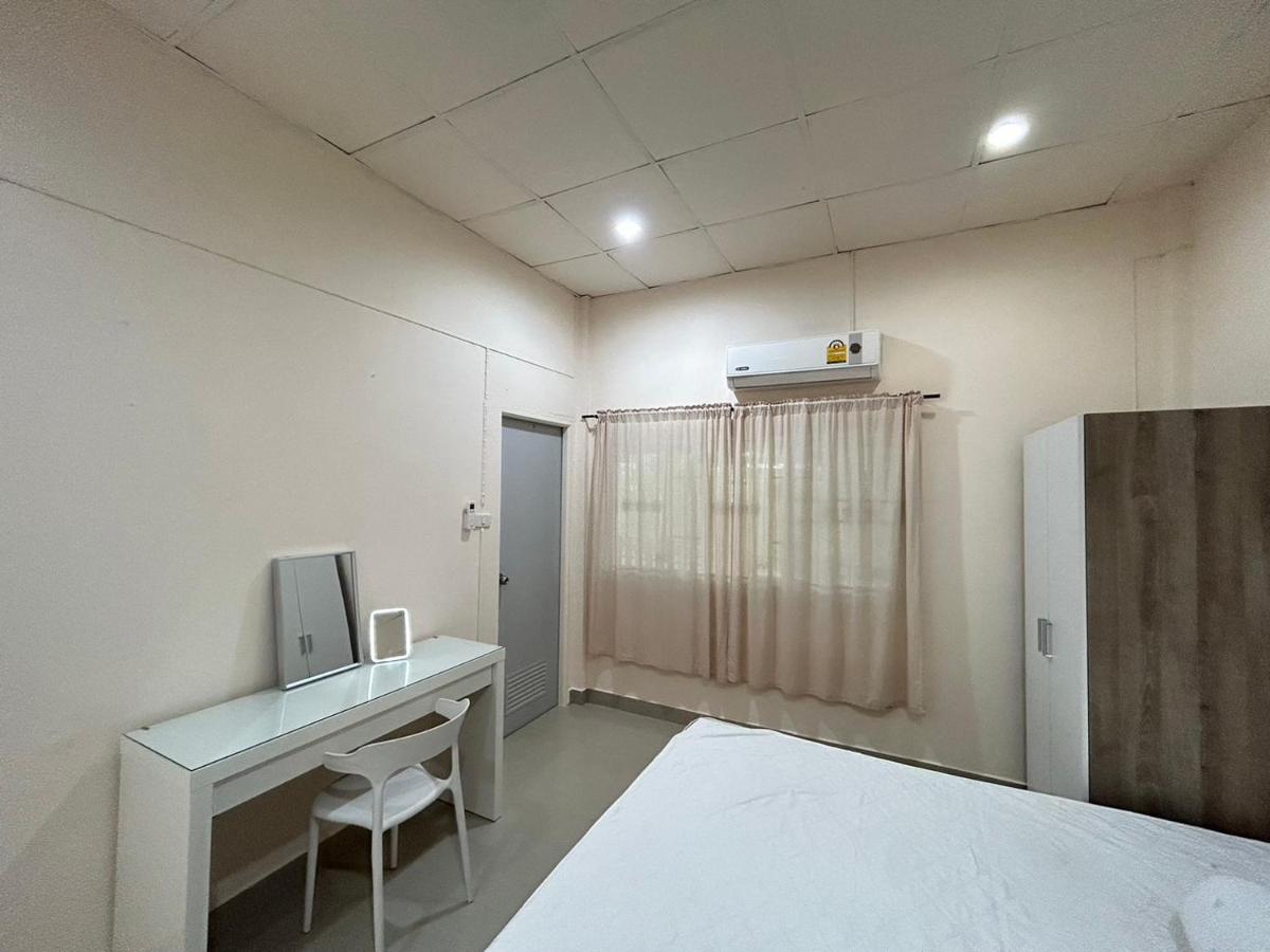 Pasak Holiday Six 2930 Phuket Exterior foto
